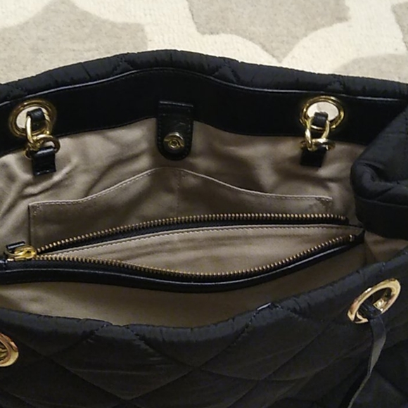 Talbot's Quilted Purse - Picture 7 of 9